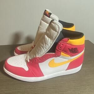 Nike Jordan 1 Retro High OG Light Fusion Red 2021, Size 11.5, 555088-603 (R)